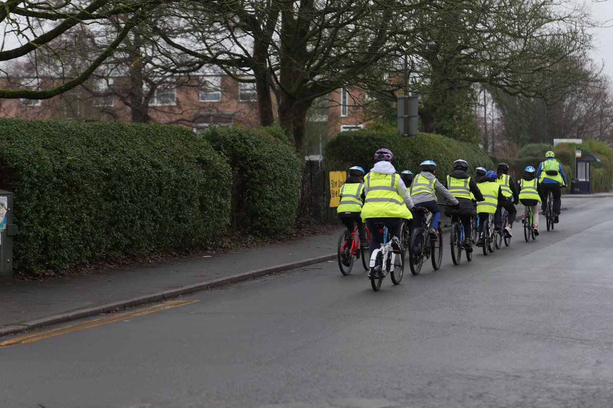 StStephensLancs's tweet photo. Brilliant week of Bikeability training for our Year 6 children! So good to equip children with the skills and confidence to cycle safely on our streets... π²
#ssspe #ssspshe @BikeabilityUK @WeAreCyclingUK @Sustrans @LancashireCC https://t.co/ZSzxn9k4XP