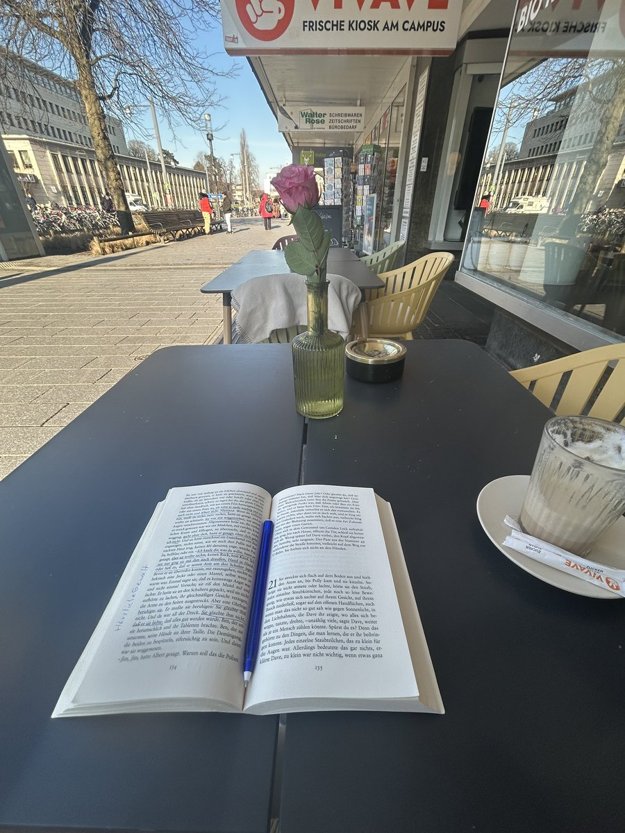 🐒🐒🐒🐒 tweet media