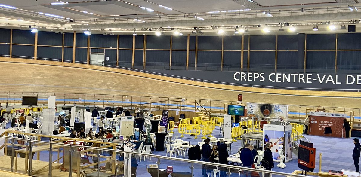 Dans l’<a href="/ac_orleanstours/">Académie d'Orléans-Tours</a> | Derniers préparatifs avant le lancement du séminaire Terre numérique 3 dans le cadre du #TNE du Cher qui débute aujourd’hui au <a href="/CREPSduCentre/">CREPS CentreValLoire</a> à Bourges 
➡️Au programme : conférence, échanges de pratiques et matériel sur le #NumeriqueEducatif