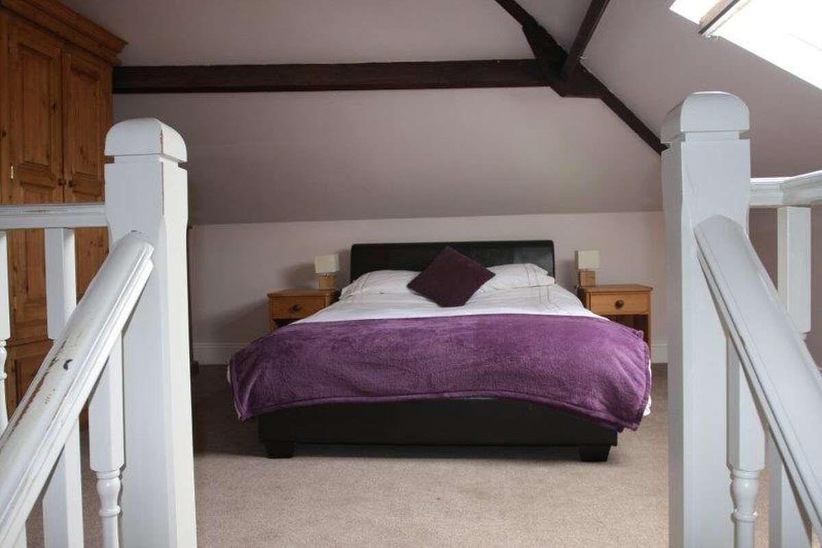 TheHolidayCots's tweet photo. Beck House Cottages offers a getaway in the heart of the North Yorkshire Moors National Park.
๐๏ธ Sleeps 1-9
https://t.co/Ygc1XssmXJ
#BeckHouseCottages #NorthYorkshireMoors #PickeringCastle #Explore #Yorkshire #Railway #FamilyFriendly #PetFriendly #SelfCatering #Holiday https://t.co/KT3b0ZZGBA