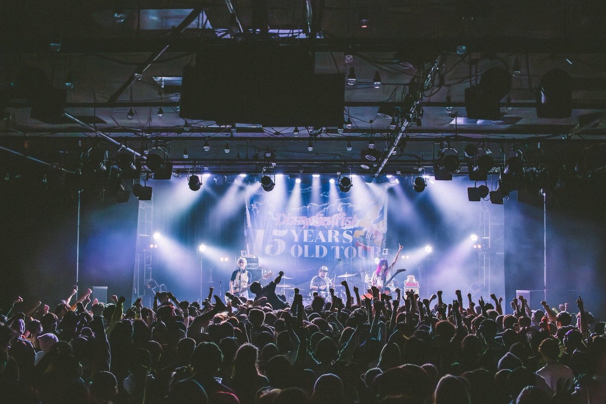 moAi(Dizzy Sunfist) (@drumoai) on Twitter photo January 13, 2025
“15 YEARS OLD TOUR”FINAL One Man Show
Tokyo, Ebisu LIQUIDROOM
#dizzysunfist #15YearsOldTour
📸 <a href="/naoto_iwabuchi_/">naoto iwabuchi/岩渕直人</a> January 13, 2025
“15 YEARS OLD TOUR”FINAL One Man Show
Tokyo, Ebisu LIQUIDROOM
#dizzysunfist #15YearsOldTour
📸 <a href="/naoto_iwabuchi_/">naoto iwabuchi/岩渕直人</a>