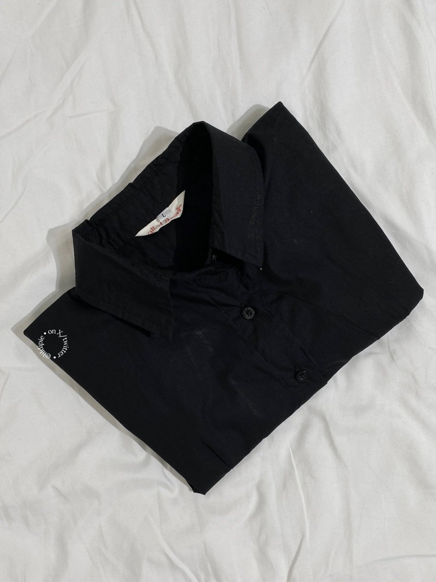 lildipie's tweet photo. Nemu fitted shirt cuttingannya cakep! Ngehighlight pinggang jadi keliatan cantik pas dipake🥹

Cuman 100rban bahannya juga adem banget!! https://t.co/hGbMVbrFkR