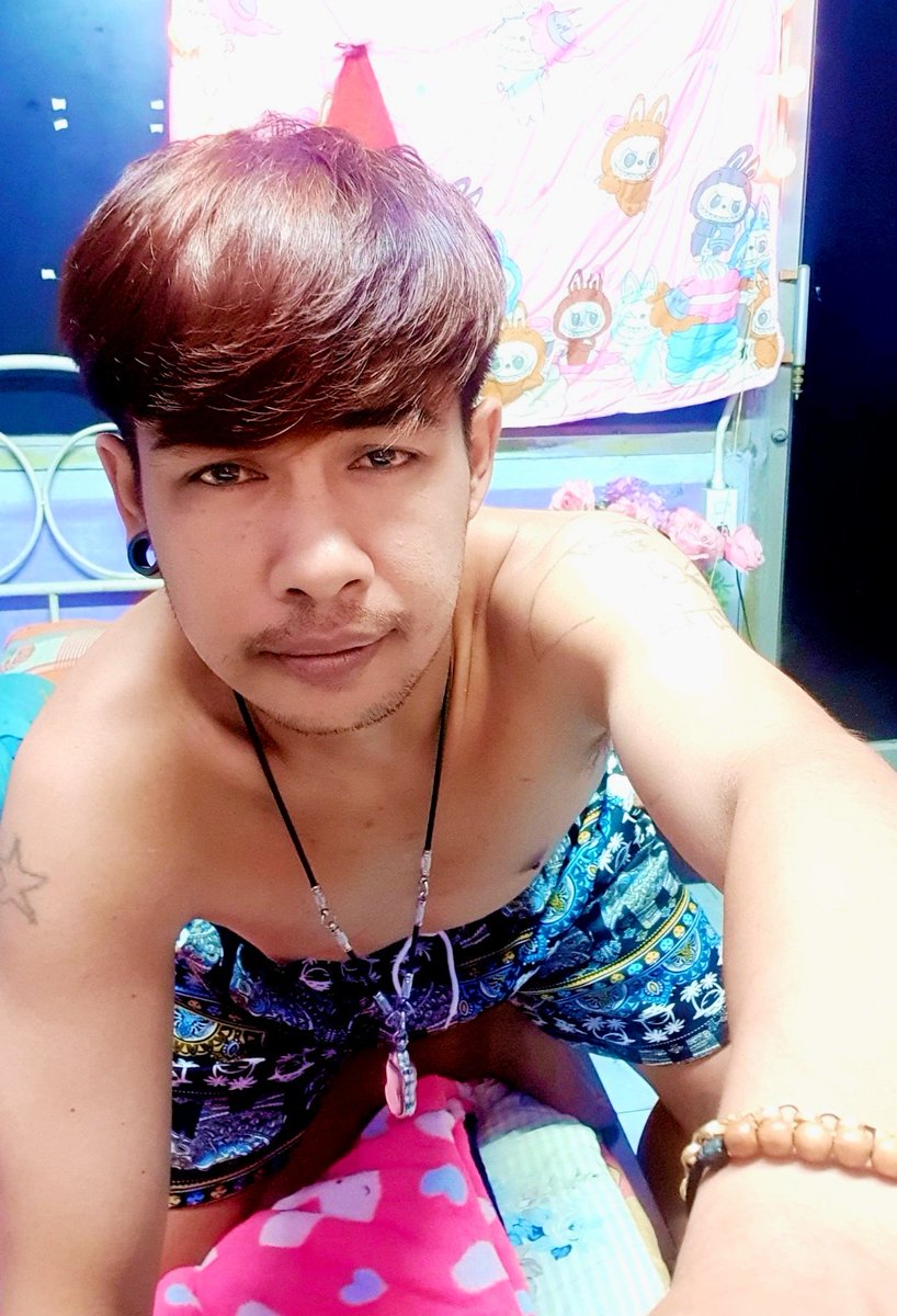 BoYth2532's tweet photo. โสดคับ.. https://t.co/cBIoBJj3Xr