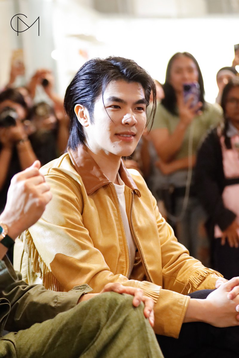 “ มาย - ภาคภูมิ ” ร่วมงานแถลงข่าวเปิดตัวภาพยนตร์ “บุปผาราตรี มาลีรัตติกาล” 

#บุปผาราตรีมาลีรัตติกาล 
#PressConบุปผาราตรีมาลีรัตติกาล
#MilePhakphum #MileApo