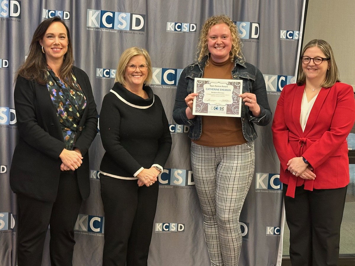 TheKCSD's tweet photo. Congratulations to Catherine Ehlman and Tiffanie Maines from @BeechgroveElem for receiving Team Kenton Awards at Monday's Board Meeting! https://t.co/cy1jXIlLmJ