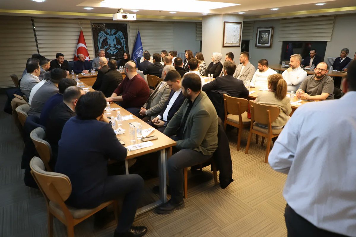 📍Melikgazi Belediyesi

Birlikte çok güçlüyüz.
Yönetim Kurulu Toplantımızı gerçekleştirdik. 

Gündemimiz;Dünya Reisimizin Kayseri'mize teşrifleri. 💡

#MelikgaziHazır
#KayseriReisiniBekliyor