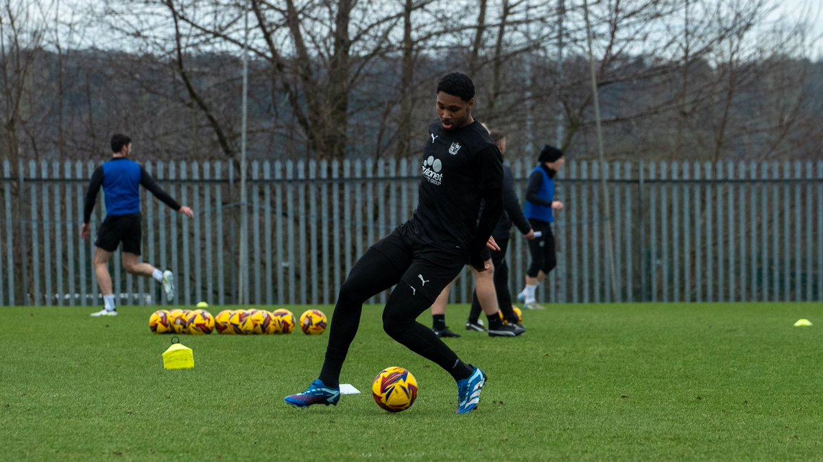 OfficialPVFC's tweet photo. 💪 https://t.co/WrpHBrc7tu
