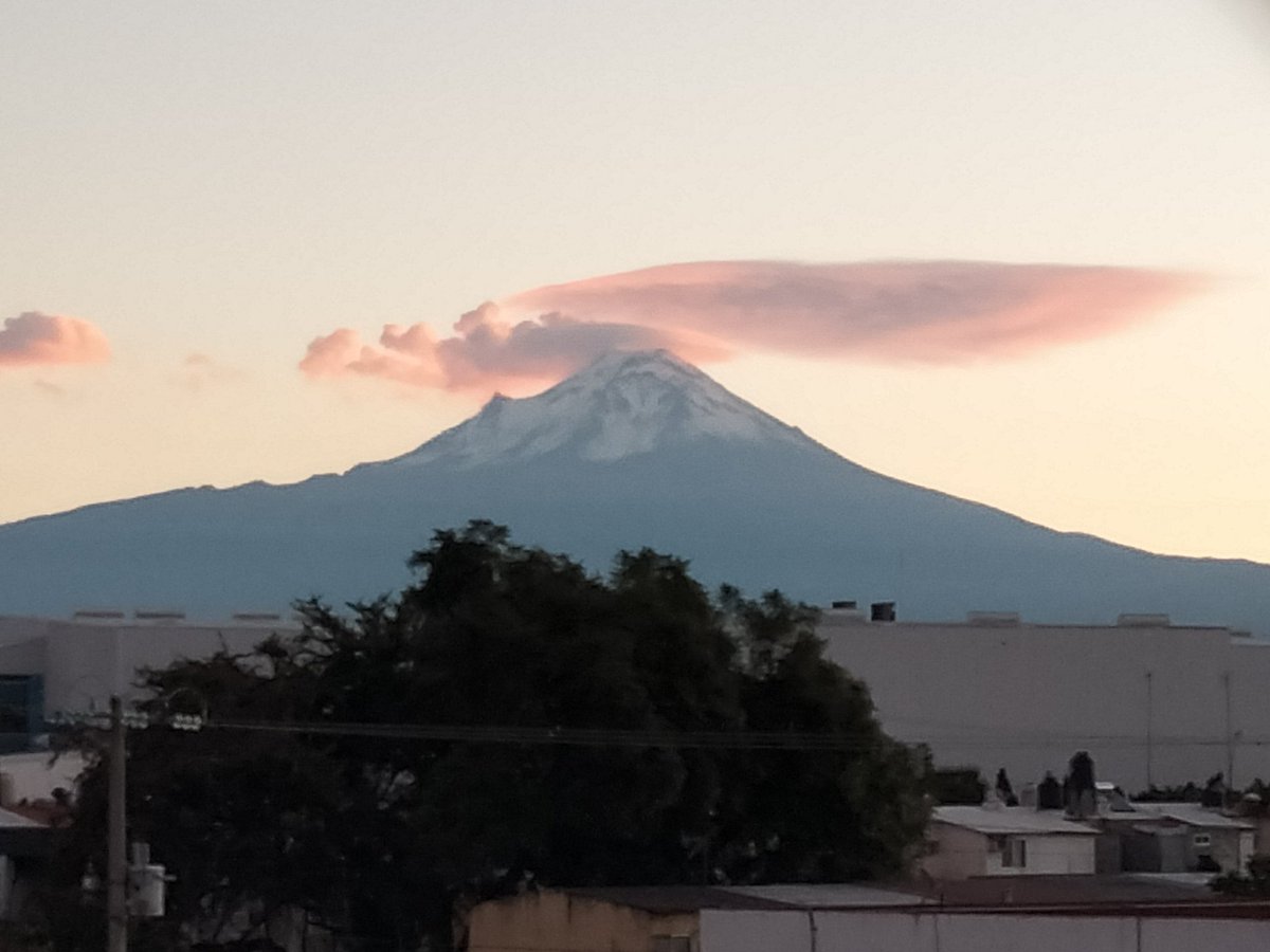 KevTorresR's tweet photo. Bello amanecer en #Cuautla #Morelos https://t.co/acsdyGZNw7