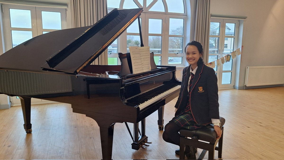 Shebbear College tweet media