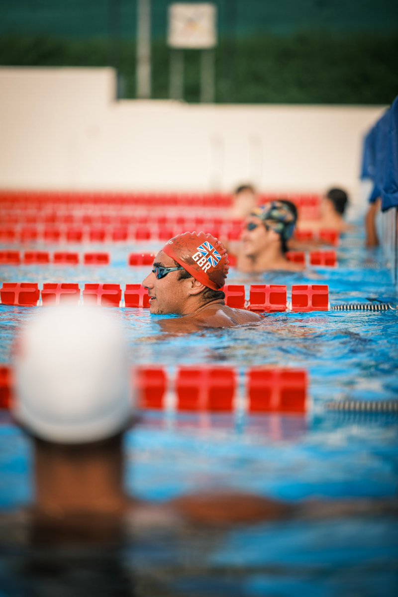 theia_vision's tweet photo. Champion Olympique, Champion du Monde, Philippe Lucas a ramené la grosse équipe pour son stage en Guadeloupe. https://t.co/LqJWoJtf1F