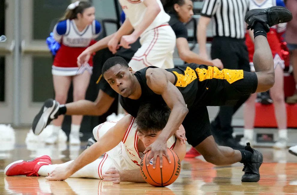 Kyle Neddenriep (@kyleneddenriep) on Twitter photo Keriawn Berry put an exclamation point on Avon's Hendricks County tournament championship. But more to Orioles' victory than dunks. Story, photos from <a href="/ctannous98/">Christine Tannous</a> bit.ly/40dXytN Keriawn Berry put an exclamation point on Avon's Hendricks County tournament championship. But more to Orioles' victory than dunks. Story, photos from <a href="/ctannous98/">Christine Tannous</a> bit.ly/40dXytN
