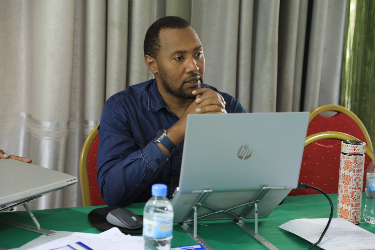 NUDOR_Rw's tweet photo. 2/2 Both @NUDOR_Rw chairperson and DG in charge of Response and Recovery Operations welcomed the shared commitment to ensuring that persons with #disabilities are not left behind in #Rwanda’s #climate change adaptation and disaster/emergency risk management efforts. https://t.co/9KWfrPJS9P