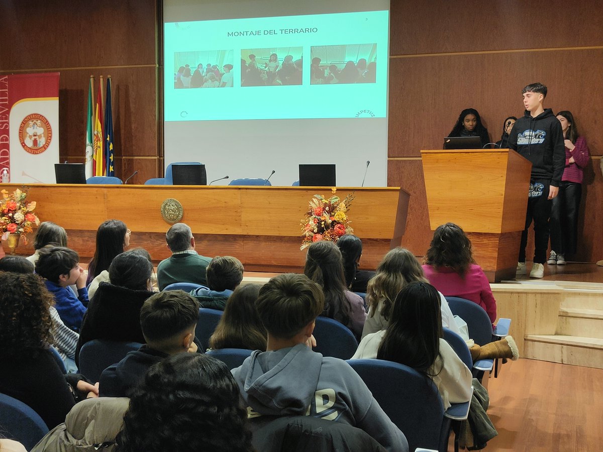😊¡Gracias por la visita!

💡Más de 100 estudiantes de secundaria participan en el proyecto de Ciencia Ciudadana “OrgWASTE"

♻️Han realizado experimentos sobre procesos de descomposición y #reciclaje de residuos orgánicos con sistemas desarrollados en sus centros

#DivulgaUS