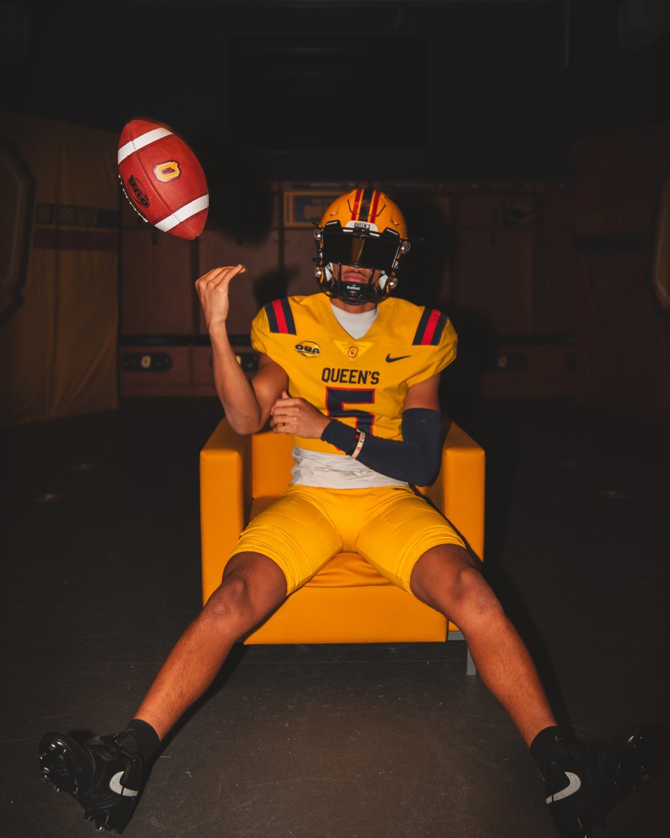 Zion Grant (@zion_g5) on Twitter photo After a great official visit and talks with <a href="/SteveSnyderQ/">Steve Snyder</a>, iโm blessed to receive an official offer from <a href="/Queens_Football/">Queen's Football</a>
<a href="/CoachNezQU/">Coach Nesbitt</a> <a href="/CoachDezan/">Travis Dezan</a> After a great official visit and talks with <a href="/SteveSnyderQ/">Steve Snyder</a>, iโm blessed to receive an official offer from <a href="/Queens_Football/">Queen's Football</a>
<a href="/CoachNezQU/">Coach Nesbitt</a> <a href="/CoachDezan/">Travis Dezan</a>