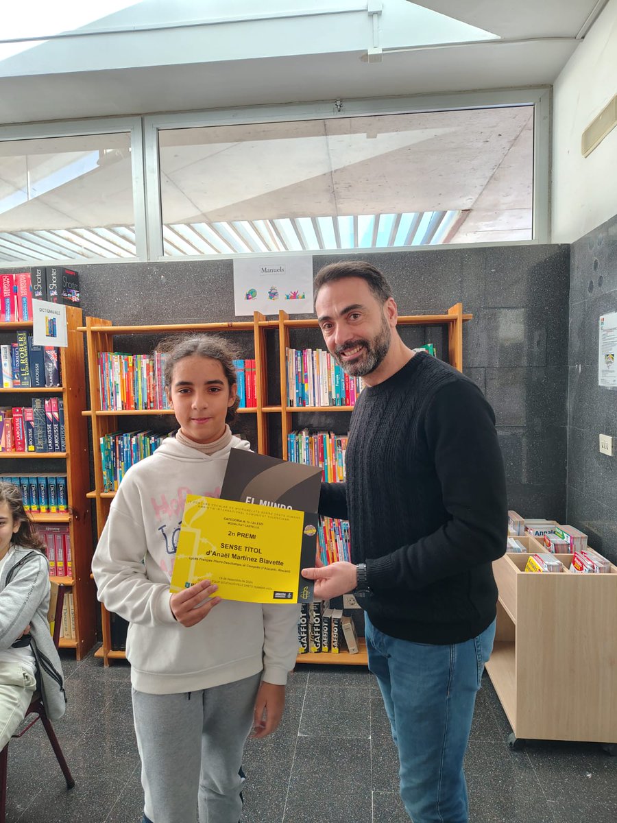 🇫🇷 Une élève du LFIA a gagné le 2º prix au meilleur récit cours sur la thématique "droit à la vie" organisé par Amnistie International de la région de Valence catégorie 5ème et 4ème en Espagnol.  
Encore bravo à Anael Martinez Blavette pour son magnifique récit.