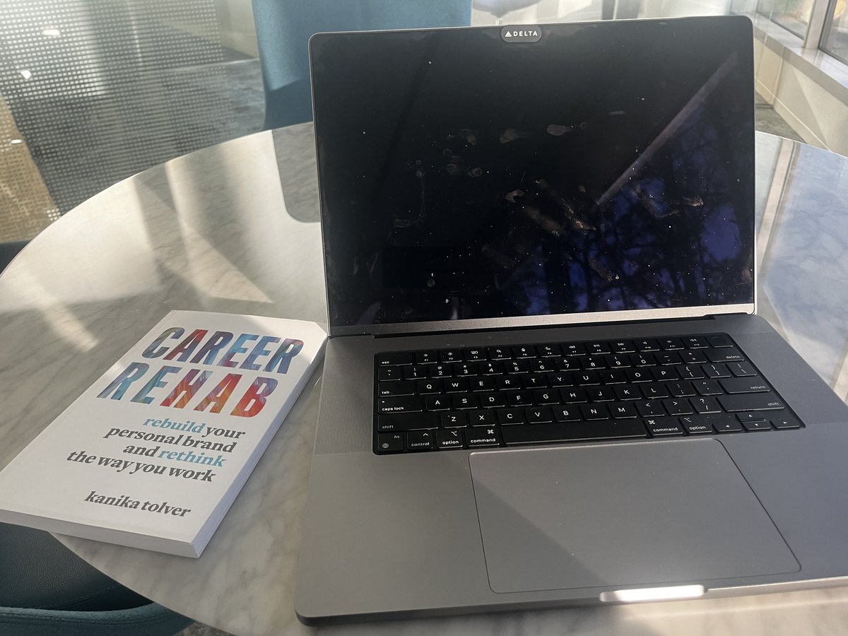 whoisteezy's tweet image. &amp;amp; the day begins .. #BlackTechTwitter