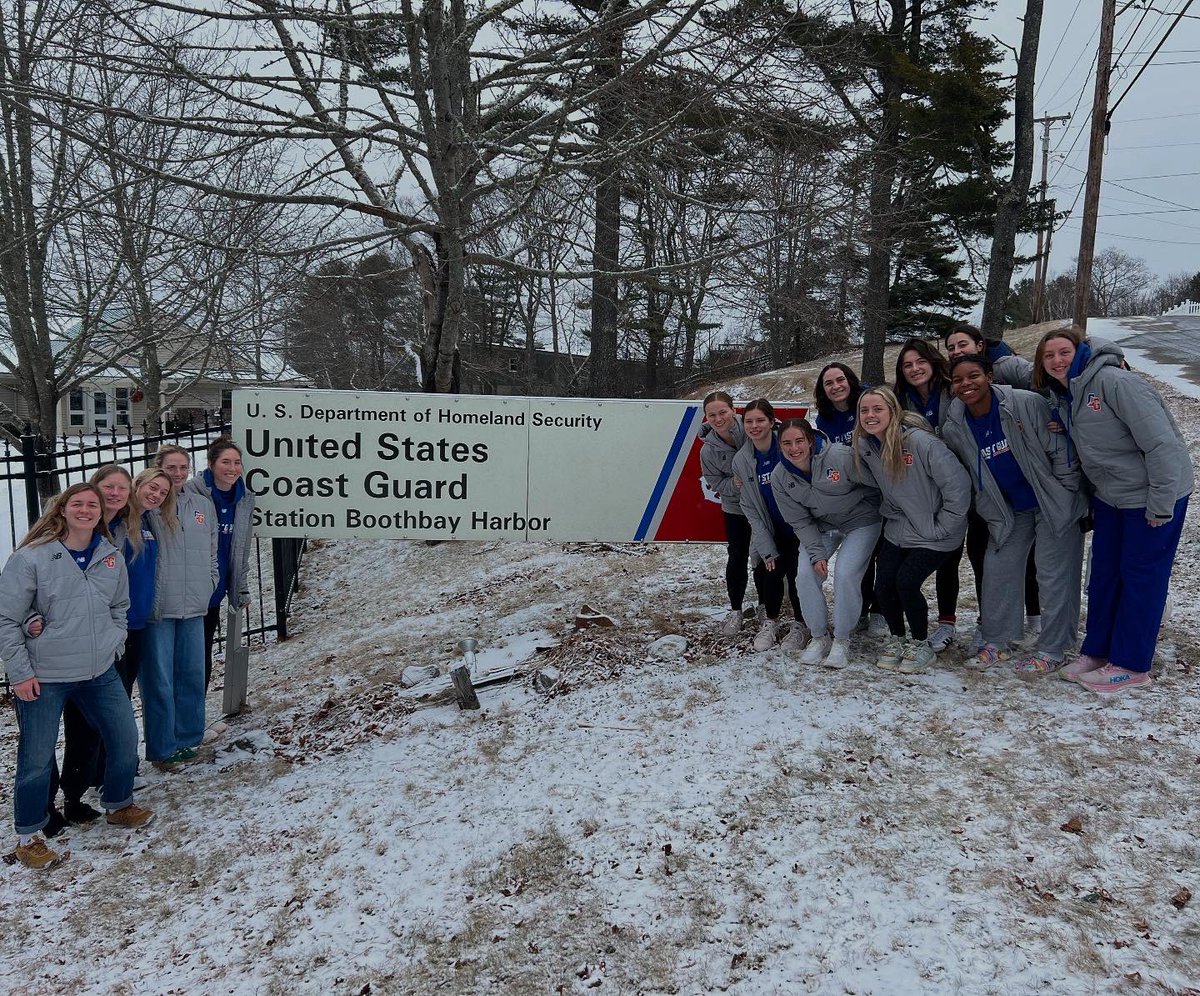 uscga_wbb's tweet image. Maine Trip pt. 1🚤⚓️🛟⛴️
.
We had a great time visiting USCG Station Boothbay Harbor! We toured the station, learned from the crew, explored the boats, and talked with Deputy Sector Commander CDR Drewniak. Thank you so much for hosting us!
.
#gocoastguard #legacy