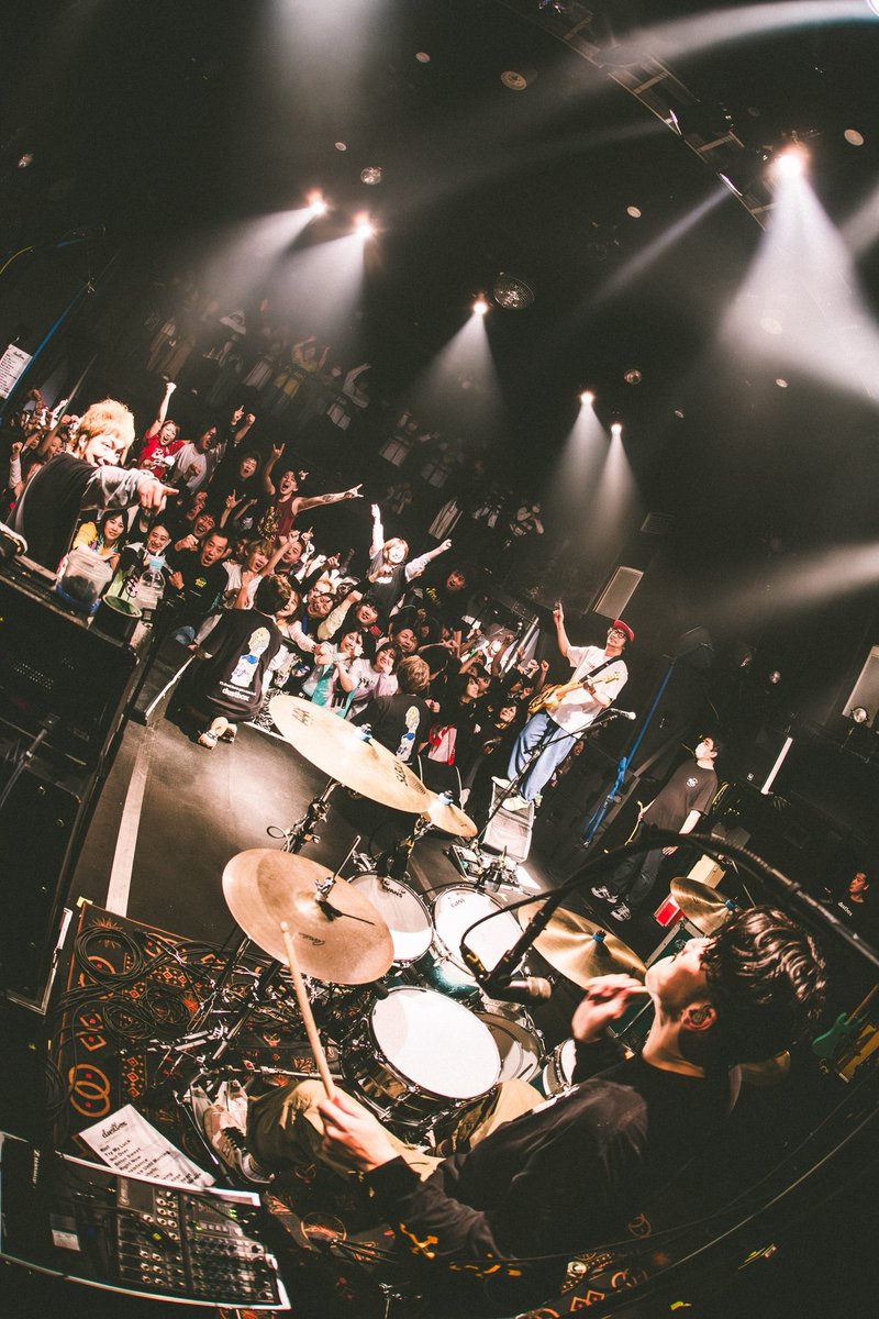 dustbox_official (@dbx_official) on Twitter photo 2025.1.14(Thu)
mito LIGHT HOUSE 35th Anniversary
〜SPECIAL DAYS〜
w BLUE ENCOUNT
ありがとうございました!!
photo by <a href="/naoto_iwabuchi_/">naoto iwabuchi/岩渕直人</a>
#dustbox
#ブルエン 2025.1.14(Thu)
mito LIGHT HOUSE 35th Anniversary
〜SPECIAL DAYS〜
w BLUE ENCOUNT
ありがとうございました!!
photo by <a href="/naoto_iwabuchi_/">naoto iwabuchi/岩渕直人</a>
#dustbox
#ブルエン