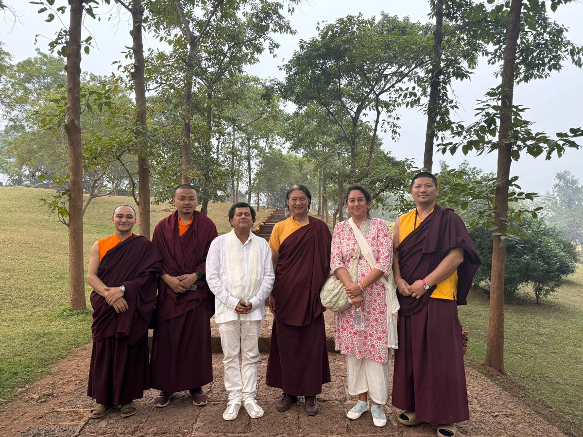 achyuta_samanta's tweet photo. Over 1500 Buddhist monks from 17 countries have gathered at the sacred Buddhist sites of Lalitgiri, Ratnagiri, and Udayagiri in Jajpur for five days to participate in the first Guru Padmasambhava Chanting Program, honouring the spiritual legacy of Guru Padmasambhava. https://t.co/3FN7W2gzBl