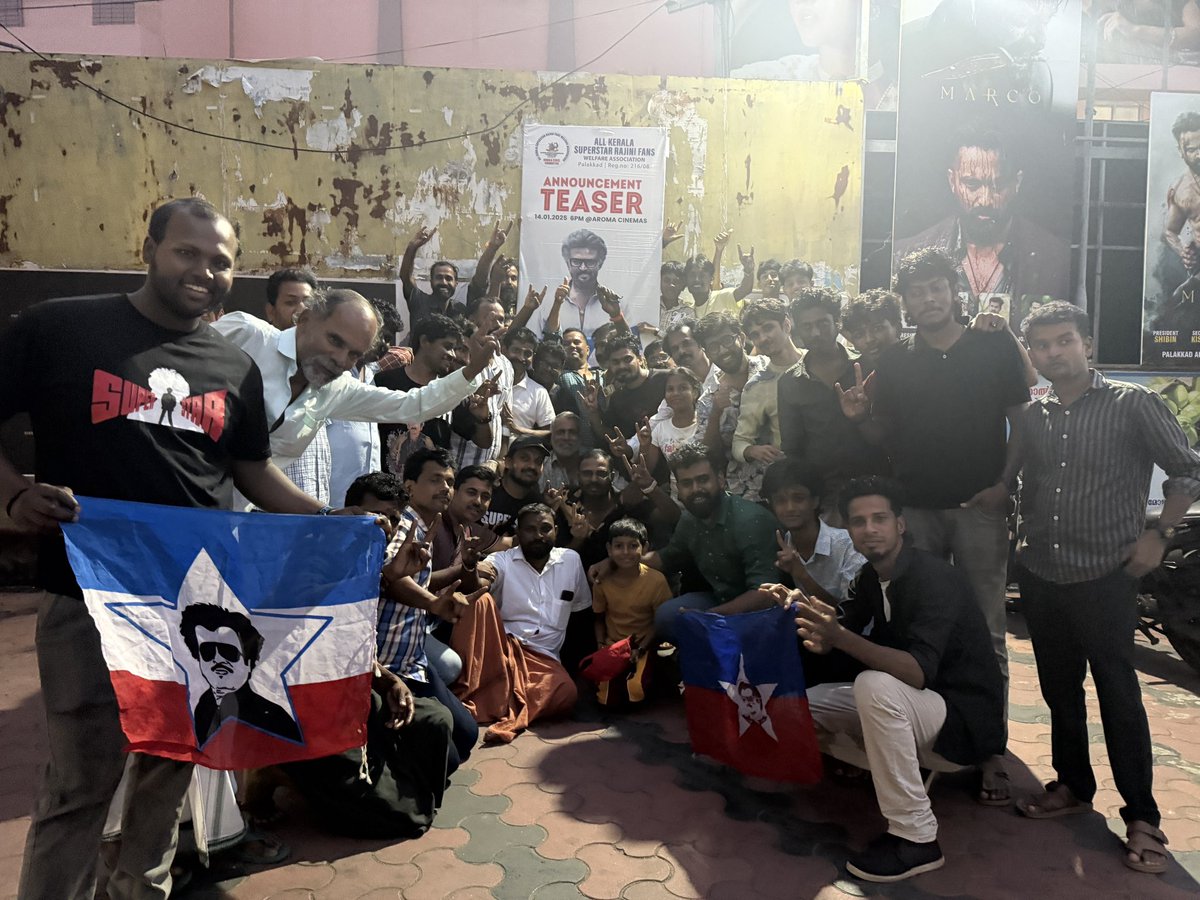 AKSRF Rajini Kerala (@aksrfrajini) on Twitter photo First time in the history, huge crowd gathered in theatres just for an announcement video
Thalaivar records 🔥🔥🔥🤘
#Jailer2Announcement #Jailer #SuperSaga #Rajinikanth𓃵
<a href="/rajinikanth/">Rajinikanth</a> <a href="/sunpictures/">Sun Pictures</a> <a href="/anirudhofficial/">Anirudh Ravichander</a> <a href="/Nelsondilpkumar/">Nelson Dilipkumar</a> <a href="/RIAZtheboss/">RIAZ K AHMED</a> <a href="/mayavarathaan/">மாயவரத்தான் கி. ரமேஷ்குமார் 🤘🇮🇳</a> <a href="/iamvishnunraj/">Vishnu Nagaraj</a> First time in the history, huge crowd gathered in theatres just for an announcement video
Thalaivar records 🔥🔥🔥🤘
#Jailer2Announcement #Jailer #SuperSaga #Rajinikanth𓃵
<a href="/rajinikanth/">Rajinikanth</a> <a href="/sunpictures/">Sun Pictures</a> <a href="/anirudhofficial/">Anirudh Ravichander</a> <a href="/Nelsondilpkumar/">Nelson Dilipkumar</a> <a href="/RIAZtheboss/">RIAZ K AHMED</a> <a href="/mayavarathaan/">மாயவரத்தான் கி. ரமேஷ்குமார் 🤘🇮🇳</a> <a href="/iamvishnunraj/">Vishnu Nagaraj</a>