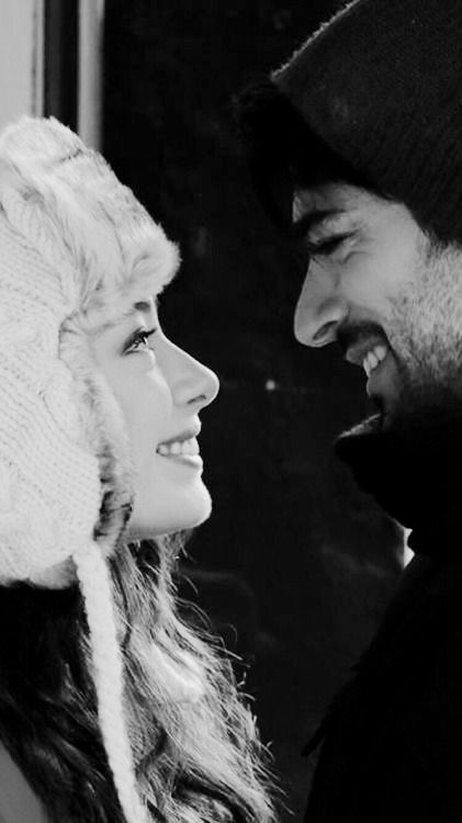 Ss88l0___'s tweet photo. يفداك قلب ما كذب يوم يغليك
و تفداك عين همها بس شوفتك....❤️🕊️✨
#مساء_الاجواء_الحلوه 
#بوح_المشاعر 
#بوح_الخاطر https://t.co/fKHIxV7Z0F