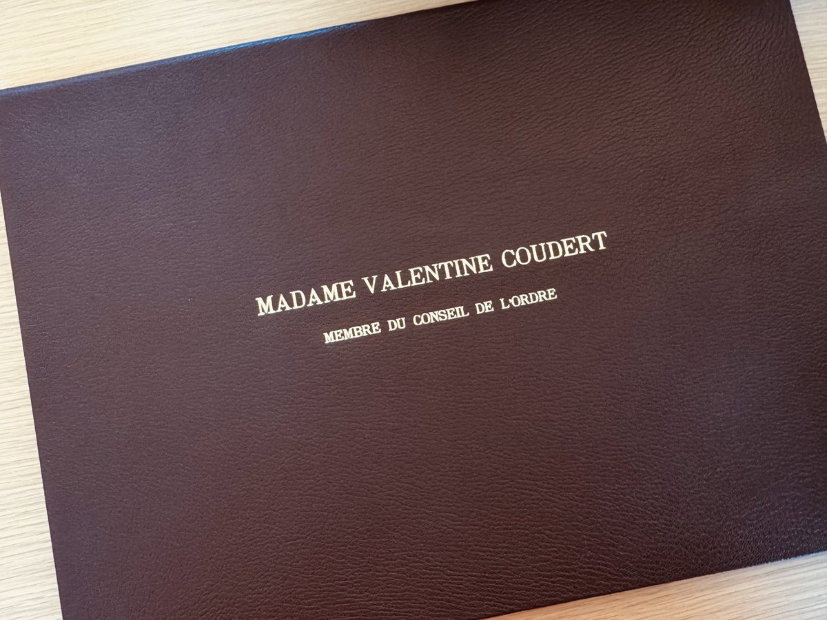 Première réunion du Conseil de l’Ordre <a href="/Avocats_Paris/">Avocats de Paris</a> . C’est parti pour trois années au service des confrères !

A l’ordre du jour aujourd’hui :

- Affaires administratives et honorariats ;

- Composition de la formation administrative, de la formation de jugement et de la