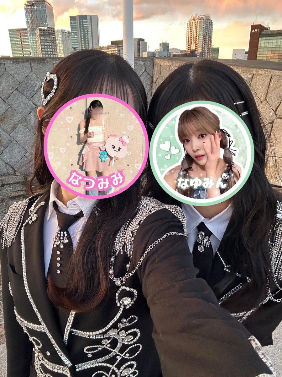 WithU_Nayumin's tweet photo. ❄️AWAKE❄️
2025.01.08-01.12🧚‍♂️
🩷💚代々木初日＆最終日💚🩷

なつみみとAWAKE衣装でミイマユ😭🩷💚

なっちゃんと出会った代々木で連番できて衣装も無事見せられて最高に幸せだよ🌈だいすき🩷💚

#NiziU_AWAKE  #NiziU_tour #WithU  #MIIHI_bubble #MAYUKA_bubble  #マユカ 
#なつみんのミイマユ https://t.co/BByyGsy54F