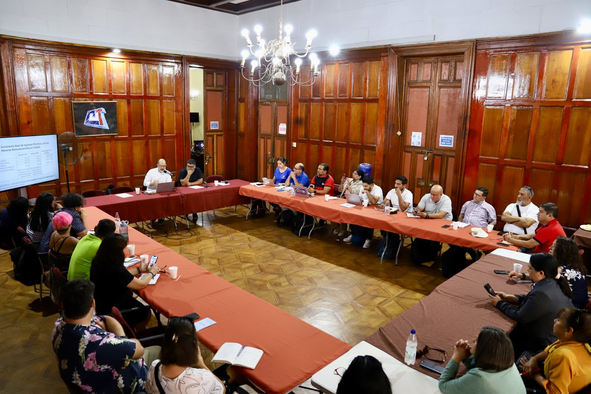 #SectorPúblico 🔵 Fenpruss participa en reunión de la Secretaría del Sector Público de la <a href="/Cutchile/">CUT Chile ✍️🗳</a>,  en la cual se hace una evaluación de la última negociación con el gobierno y se abordan distintas problemáticas contingentes. 👇