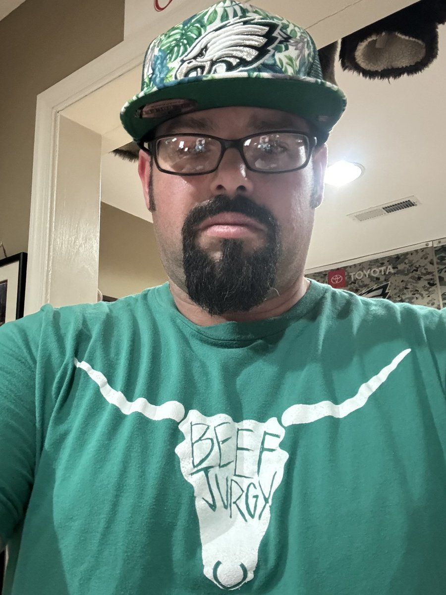 CLeeOaktonVa's tweet photo. Down since day 1!!! #BeefJurgy https://t.co/KzWEKkqUV3