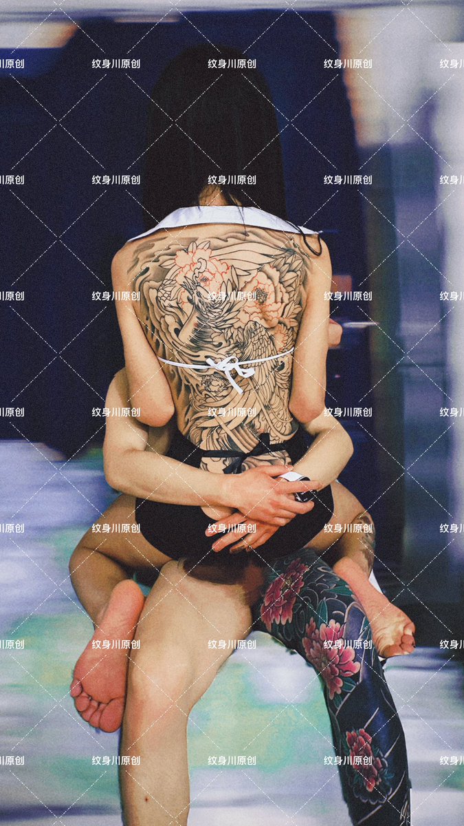 妈的有纹身的女的就是骚