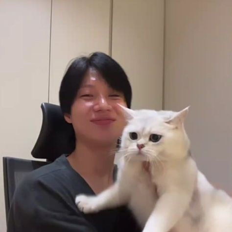 5hawols_Fairy's tweet image. Happy birthday Ddaeng🥹Thank you for being here for Taemin and for filling his life with more sweetness and happiness🥹🥰We love you so much and wish you the best🩷✨#TAEMIN #Ddaeng @TAEMIN_BPM