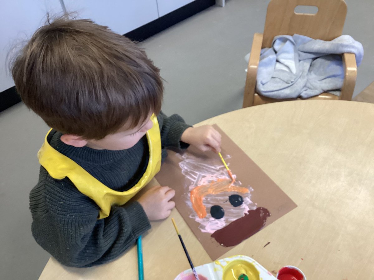 AyrGrammar's tweet photo. The early years children have been learning about similarities and differences, and discussing what makes us unique and special. They created some fantastic self portraits using paint and transient art! 🎨🍁
@SACEarlyYears #wearealldifferent #Diversity #creativity https://t.co/VVqs4Z108i