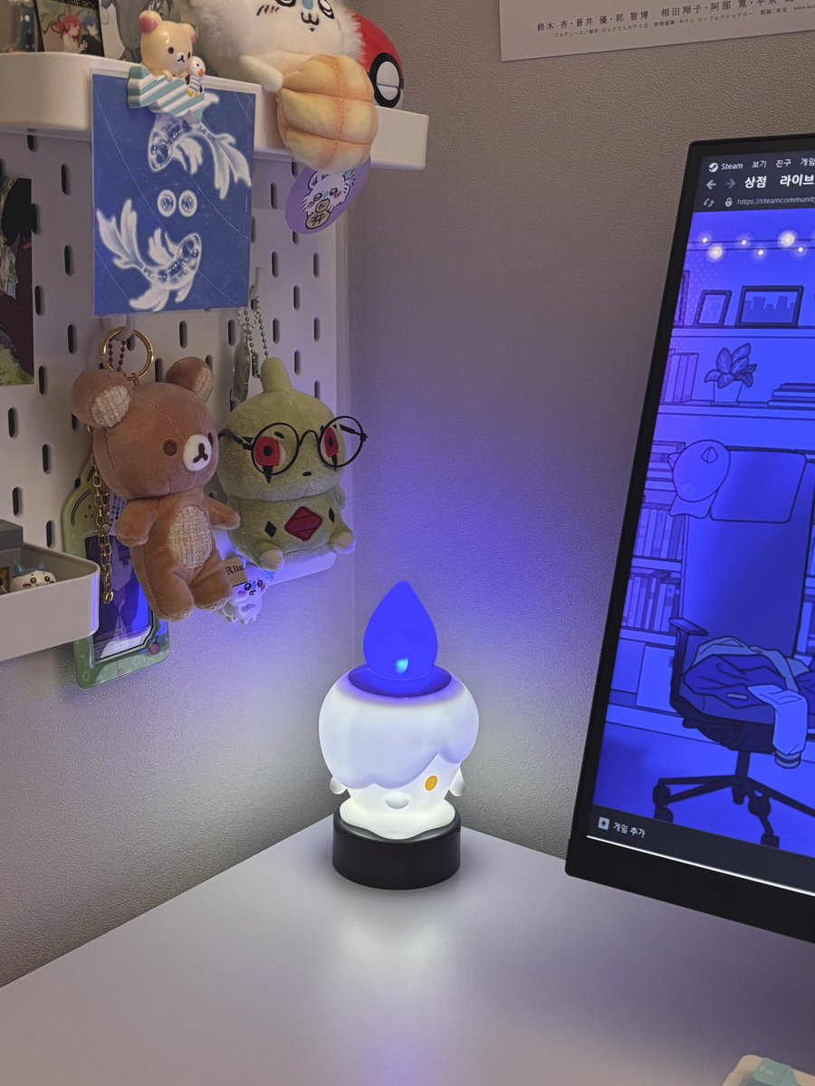 내방에온걸환영한단다.. 넌이제 모니터옆자리야