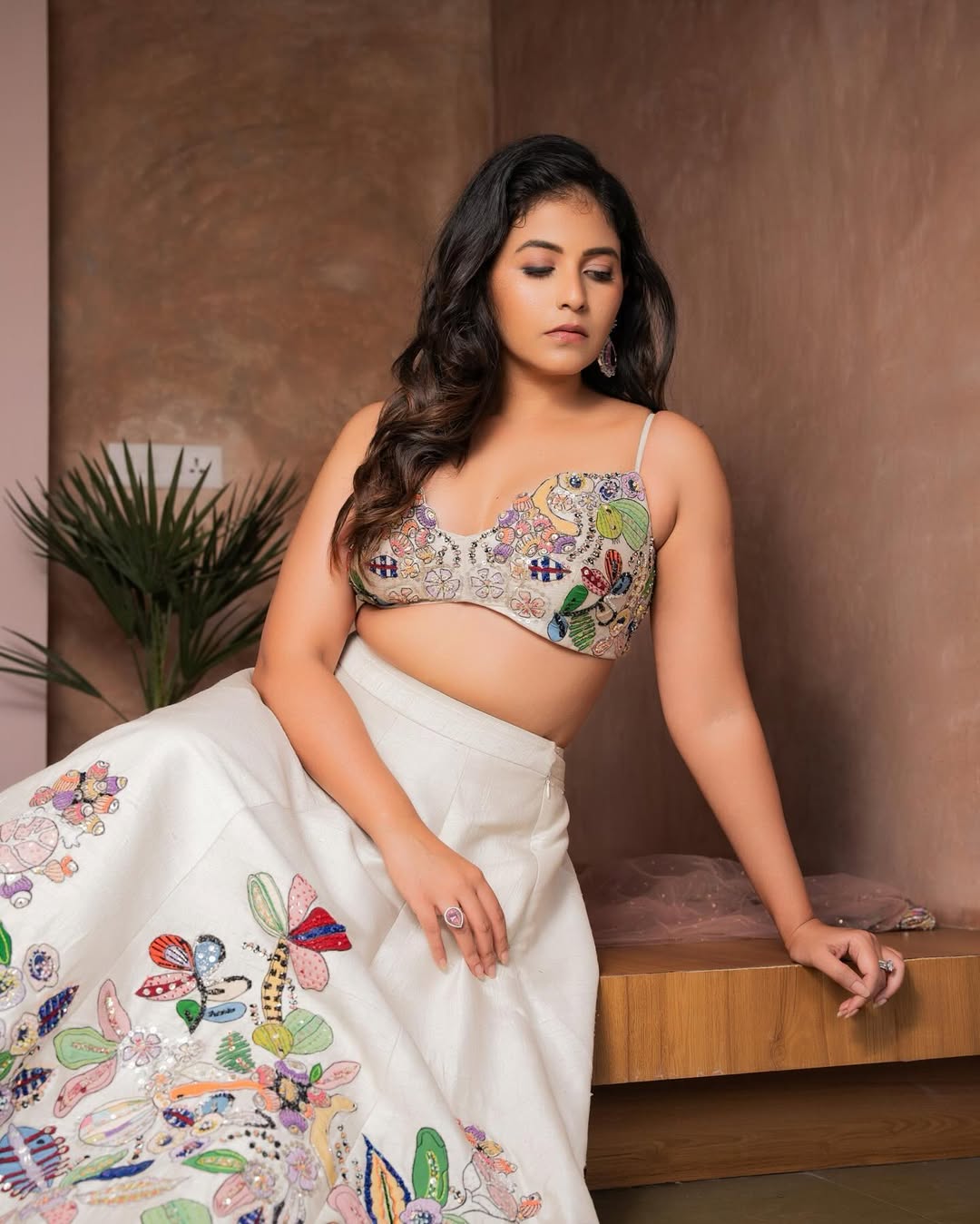 GhQo9hOW0AAM3PI?format=jpg&name=large