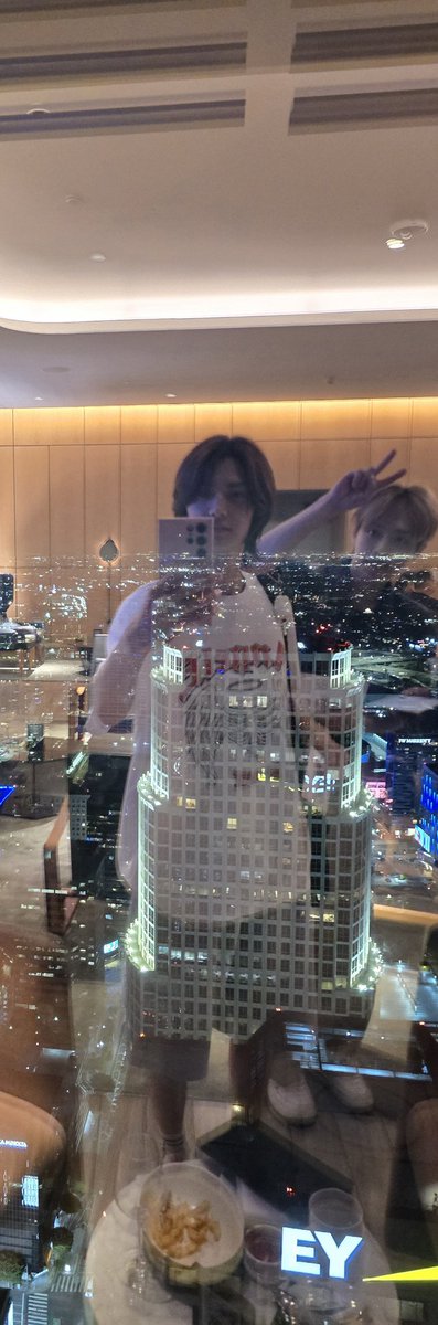 곽. 생일축하함. 오래사셈. 호호홓
#엑스디너리히어로즈 #생축 #가온