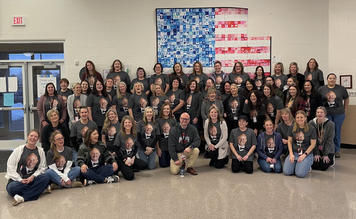 Happy Birthday, Mr. Lichey!! 

♥️-Your <a href="/WyandotECS/">WyandotECS</a> Crew 💫

#ShineBright #WEareLakota