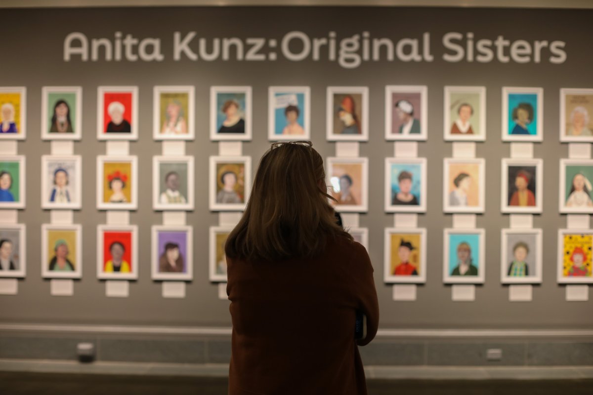 Celebrate the power of women with "Anita Kunz: Original Sisters," a stunning portrait series on view through May!

Award-winning illustrator Anita Kunz brings history-making women to life, honoring their contributions in art, science, technology, politics, education, and more.