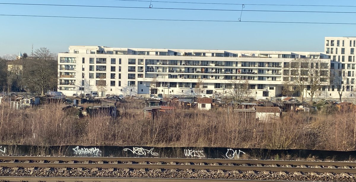 WheatPM's tweet image. When i first moved to Germany i genuinely thought these were favelas