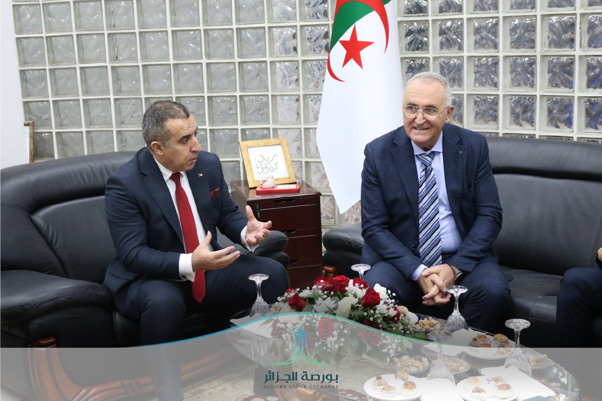 Bourse_Alger's tweet image. 🎉 Nous avons le plaisir d'annoncer l'introduction officielle de la première start-up algérienne, Moustachir, à la Bourse d'Alger ! 🚀
#introduction #Moustachir #BourseAlger #Innovation #StartUp #Algérie #Investissement #Finance