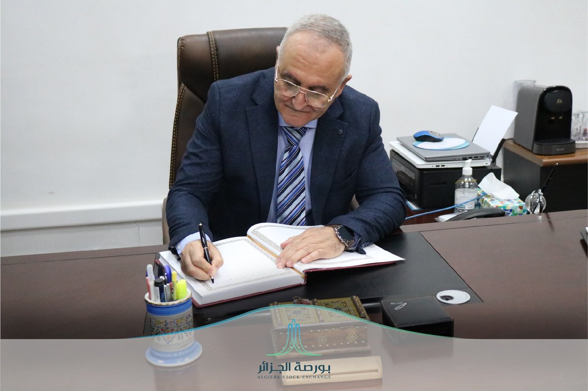 Bourse_Alger's tweet image. 🎉 Nous avons le plaisir d'annoncer l'introduction officielle de la première start-up algérienne, Moustachir, à la Bourse d'Alger ! 🚀
#introduction #Moustachir #BourseAlger #Innovation #StartUp #Algérie #Investissement #Finance