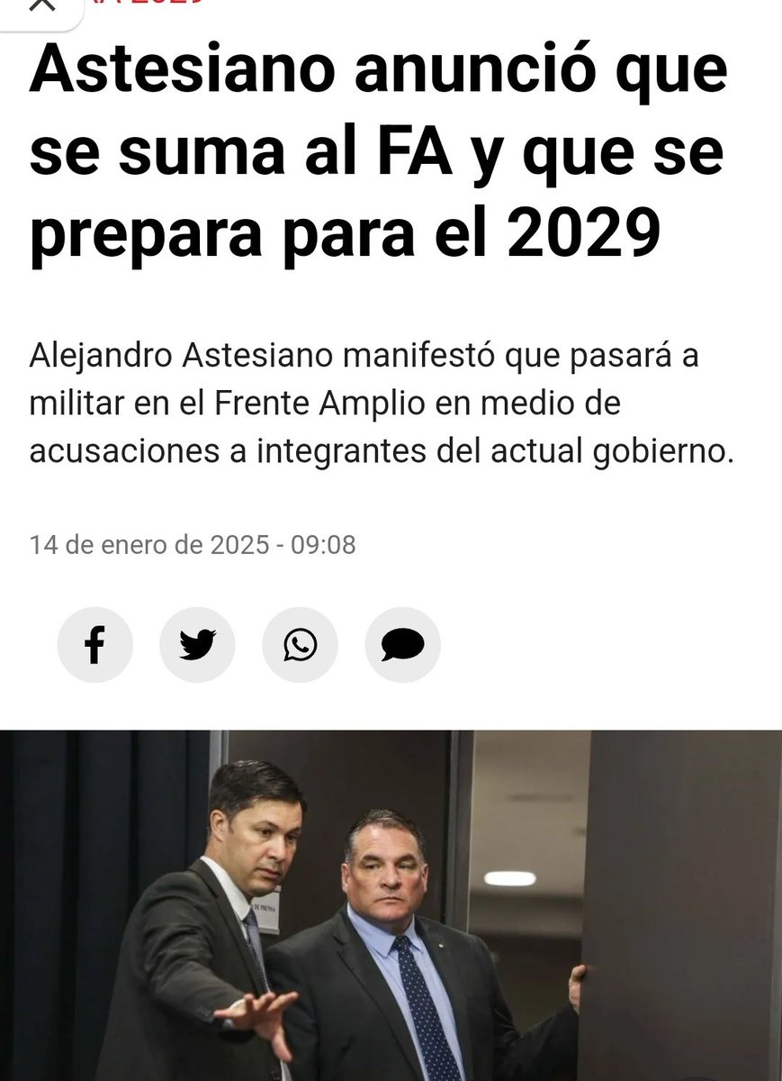 DMoreirauy's tweet photo. El Frente Amplio está feliz con la incorporación de éste delincuente y le da la bienvenida.

Suma otro colega a sus filas. https://t.co/3I8Zk3cSlK