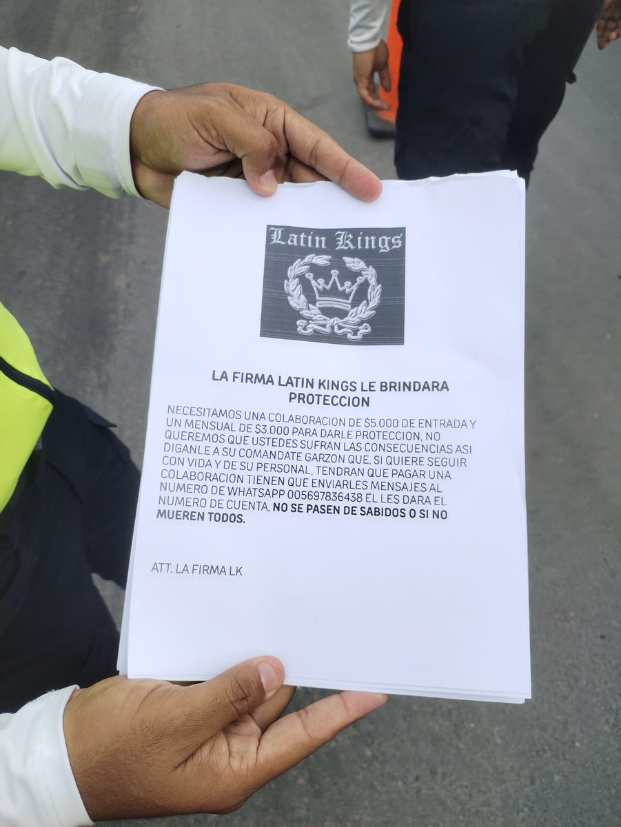 EmergenciasEc's tweet image. Terrible!!
En Durán Agentes de la comisión de tránsito fueron amenazados por la banda de los Latín Kings quienes siguen sembrando el terror en ese Cantón.
