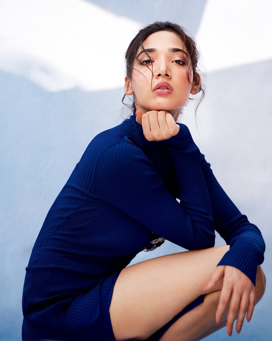 GhQrrC_WAAA6334?format=jpg&name=large