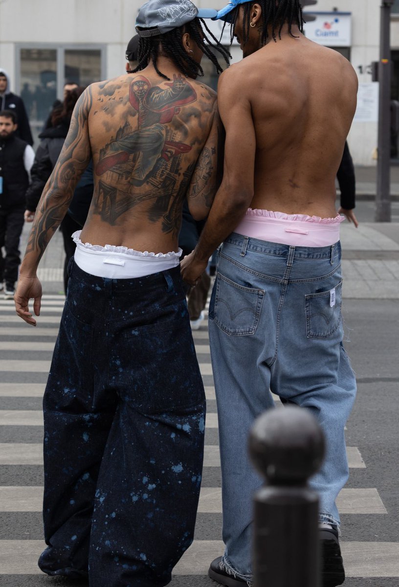 tomgorls's tweet photo. carcy magazine 10th anniversary “saggers” https://t.co/x77hiFnSiB