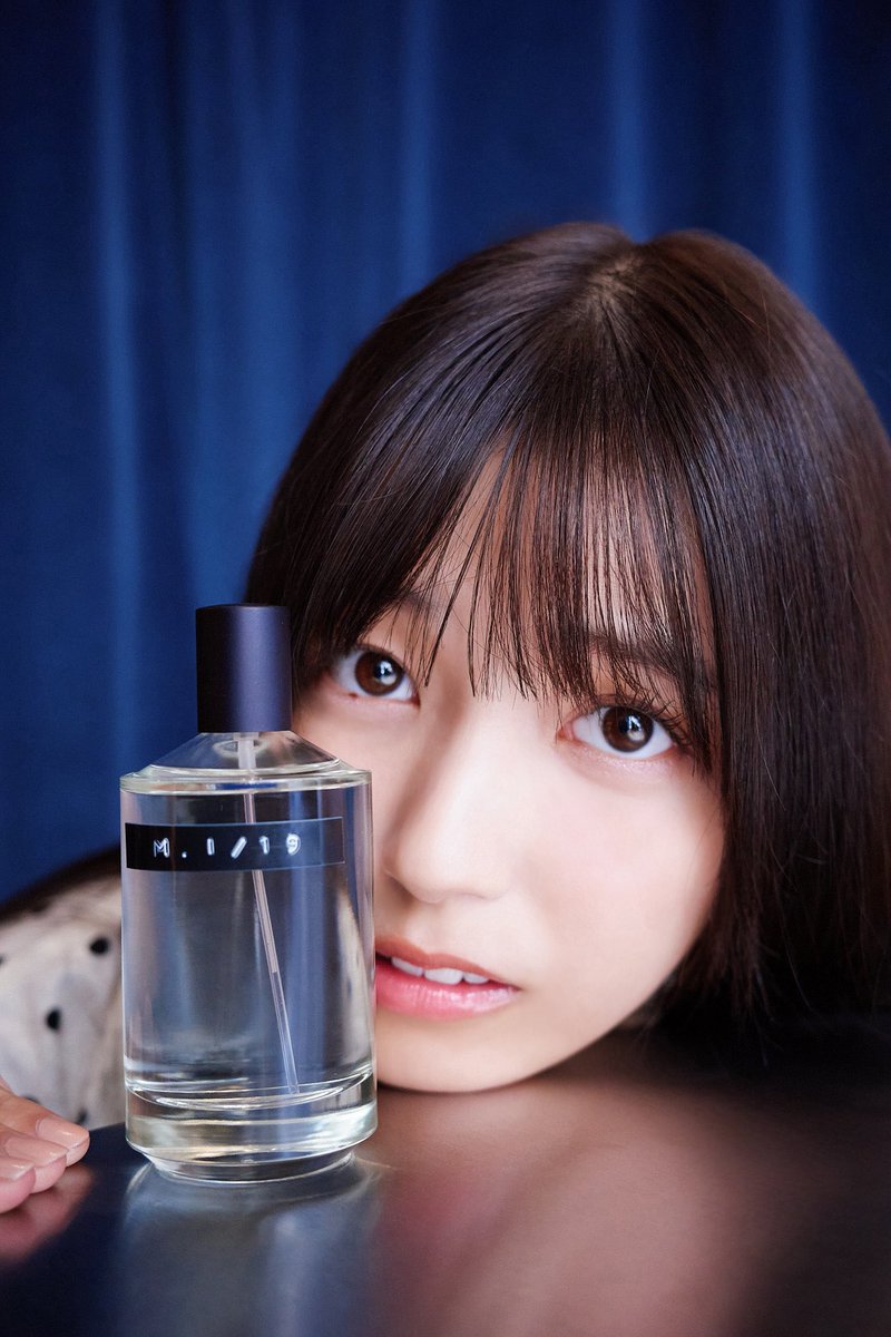 epi_ka_rei's tweet photo. フレグランスはシトラス系ならカルティエ、フローラル系ならディオールを好んで使っていたけど、今後はマオチャン系のM.I/19をメインにしたいので一刻も早い商品化を何卒🙏
#五百城茉央
#MI19 https://t.co/URS1yKitx1