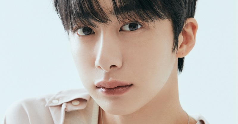 Kstyle_news's tweet photo. 1/15はMONSTA X ヒョンウォンの誕生日🎉おめでとうございます！

「社長ドル・マート」では“アイドル”役を好演！

▼インタビューを振り返り
https://t.co/i7UKnOKumi

#HYUNGWON