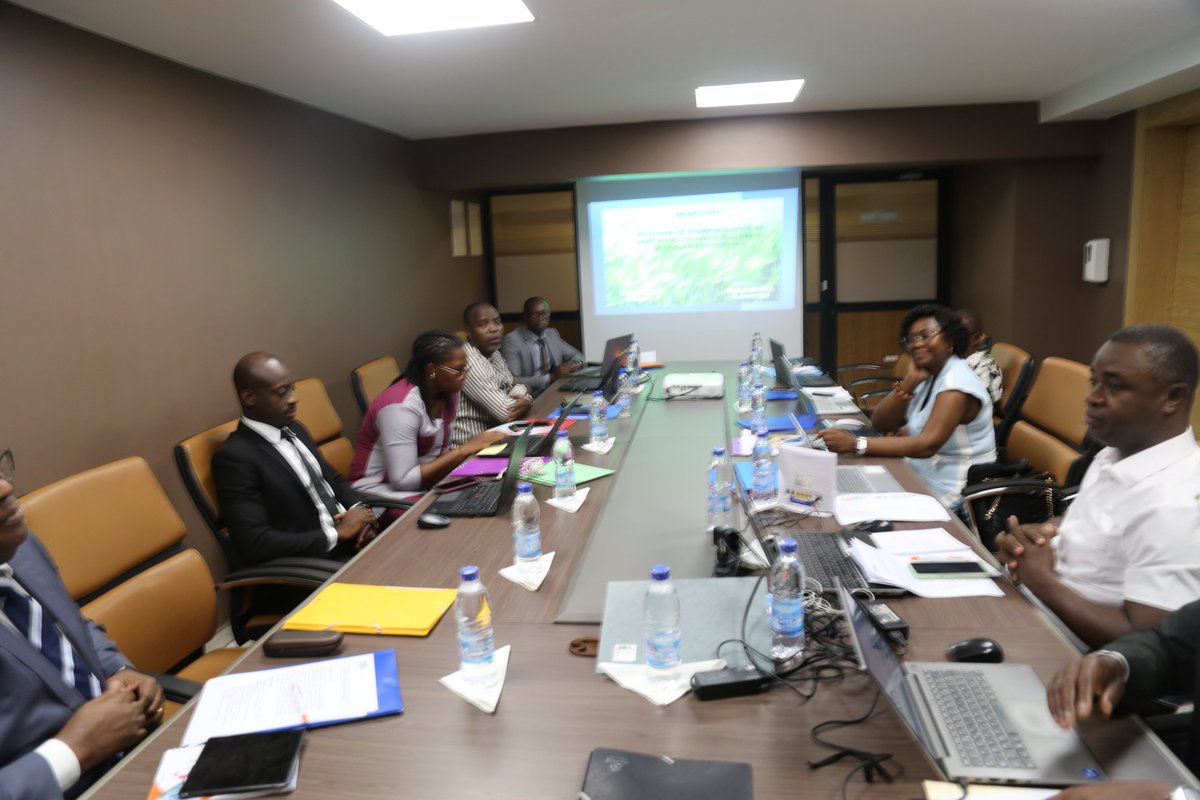 𝗔𝗯𝗶𝗱𝗷𝗮𝗻, 𝗖𝗼̂𝘁𝗲 𝗱'𝗜𝘃𝗼𝗶𝗿𝗲 –un atelier crucial, a démarré, ce mardi 14 janvier 2025 à Abidjan, en vue de la définition des contours d'un prochain appel à projets novateur dans le domaine de la santé maternelle et adolescente.
Il est organisé par le FONSTI.
