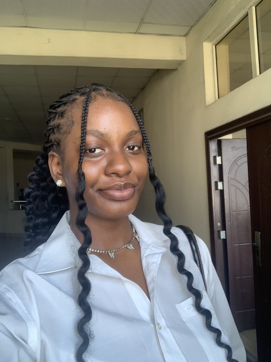 jennifer_ibiene's tweet photo. First day of school this year ✨❤️

Not really excited about resuming, but yeah, here we go! https://t.co/OSpnMlm6xc