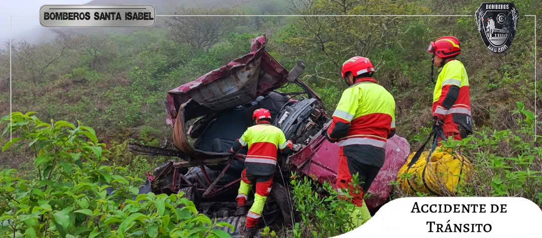 IncidenteCuenca's tweet photo. Se informamos que Ignacio Norberto Pauta Guamán ha sido localizado. En su trayecto por la vía a La Cría, lamentablemente perdió pista en el vehículo en el que se trasladaba, y rodo aproximadamente 500 metros al abismo y falleció. @tomebamba https://t.co/ftWmXWqpSb