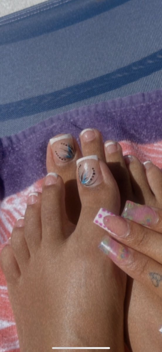 kandylandxc's tweet photo. Pretty girls have even prettier feet 🥰🦶 https://t.co/SLvy0eEJAR